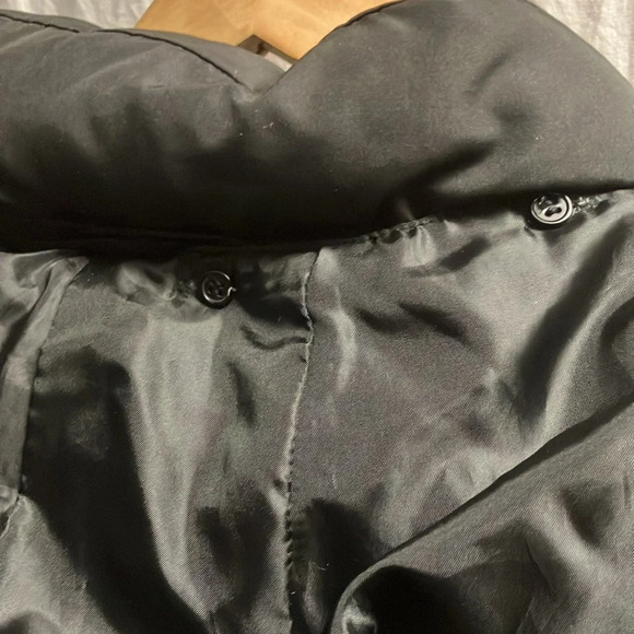 Women's Black Quilted Jacket with Fur Trim - Picture 5 of 12